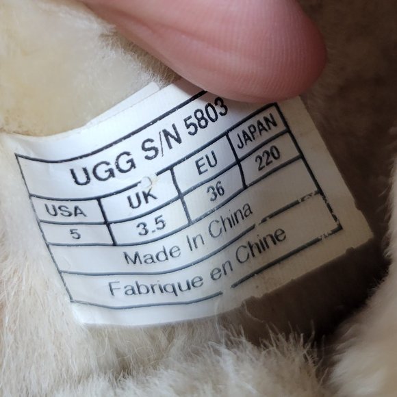 UGG Chestnut Brown Bailey Short Button Boots 5803 Women's Size 5 - Picture 8 of 11